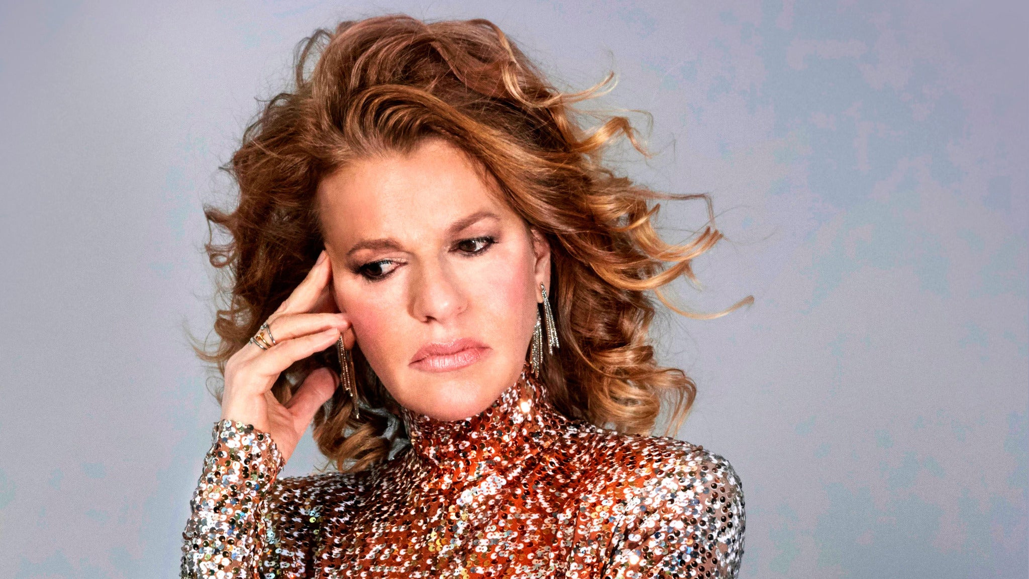 Sandra Bernhard