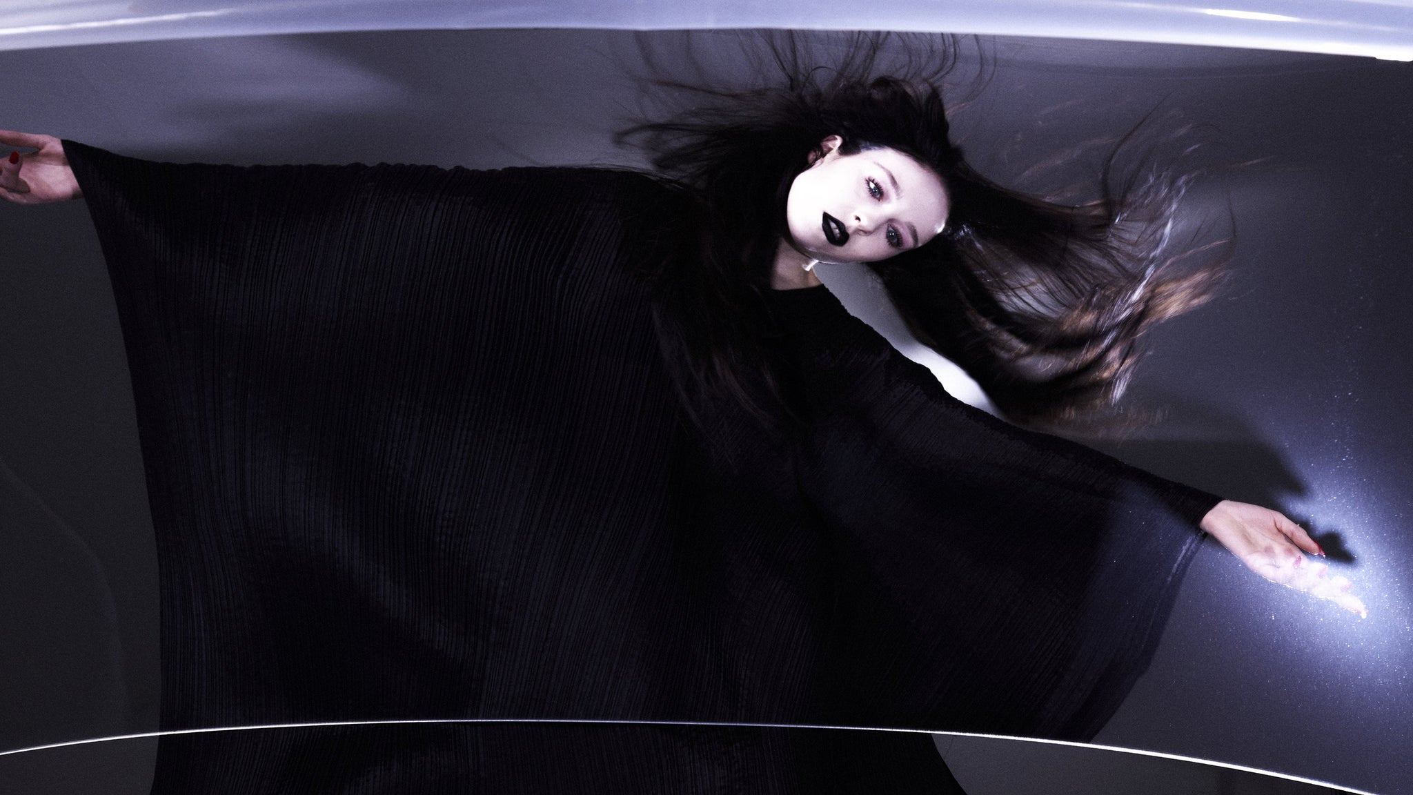 ALLIE X